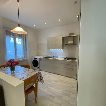 Casa Alle Pratoline Covered Parking For Bicycles And Motorcycles Vakantiehuis Múggia