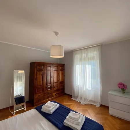 Casa Alle Pratoline Covered Parking For Bicycles And Motorcycles 펜션